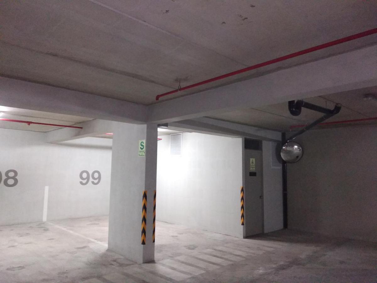 Departamento En Miraflores Con Surquillo Lima Ngoại thất bức ảnh